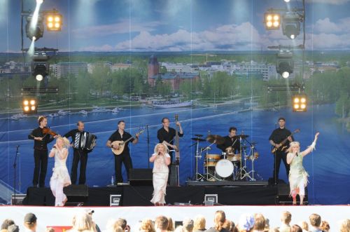 Värttinä
Avainsanat: Värttinä