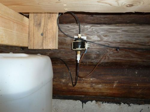 Äänekäs polttoainepumppu siirretty öljysäiliön viereen
