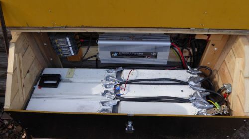 Akusto ja inu
Akusto 6 x 170 Ah = 1020 Ah
Invertteri 1500W 12V -> 230V
