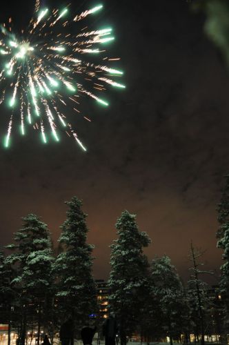 Ilotulitusta Myyrmäessä 2009->2010
